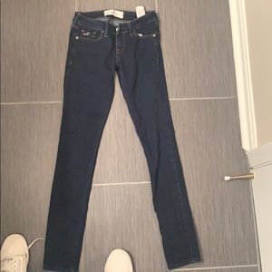 Hollister dark wash jeans NWOT
